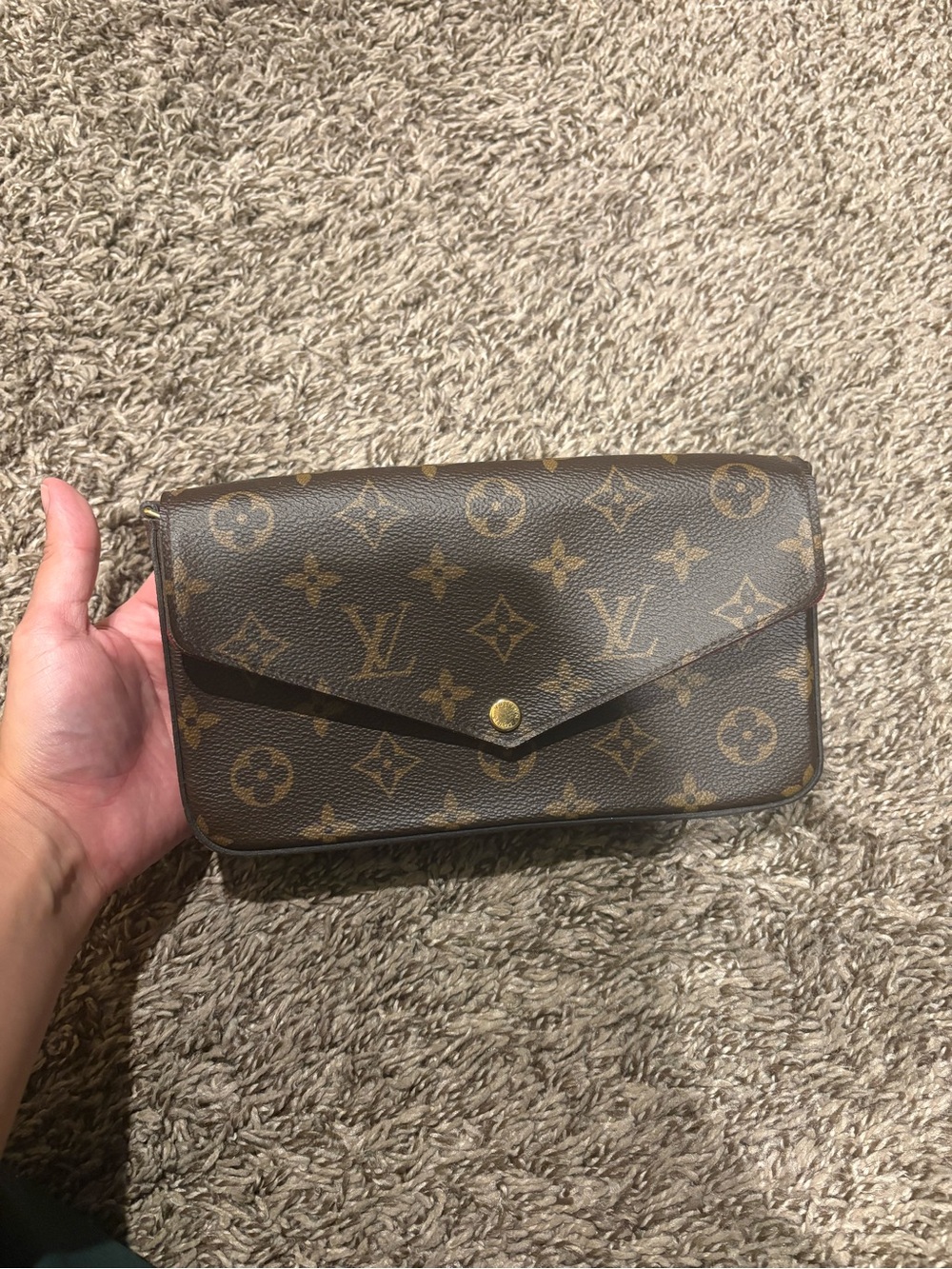 Louis Vuitton Brown Monogram Crossbody Wallet with Gold Chain - Picture 3 of 16